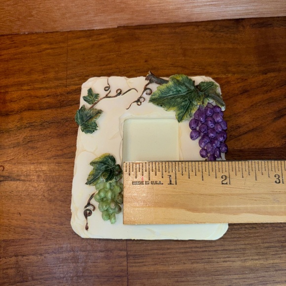 Grapes Theme Resin 3.5” X 3” Standing Photo Frame Fits 1-1/2” x 1-1/8” Photo - Picture 3 of 11
